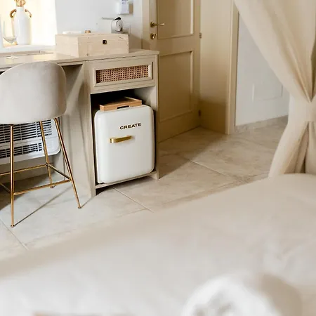 Aurluna Luxury Bed & Breakfast 3*