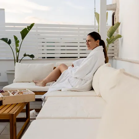 Aurluna Luxury 4* 巴里