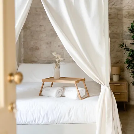 Aurluna Luxury Bed and breakfast