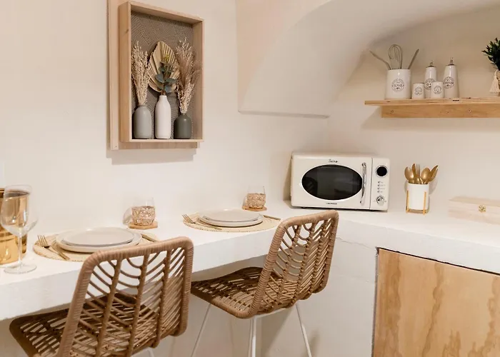 Aurluna Luxury 3* Bari